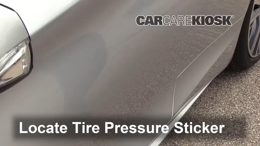 2017 Infiniti Q60 Premium 3.0L V6 Turbo Tires & Wheels Check Tire Pressure